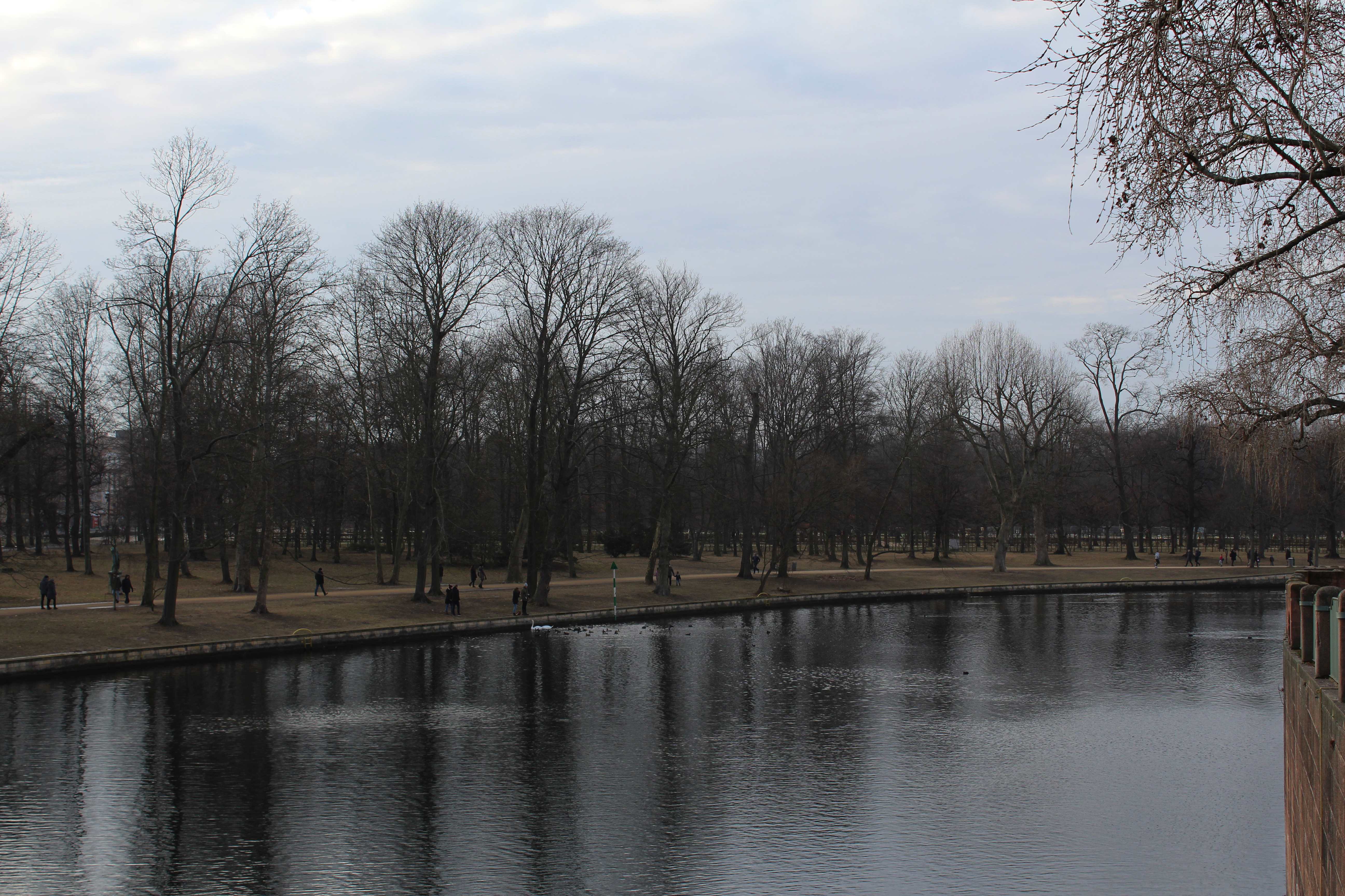 Charlottenburg Palace and Gardens / Spree